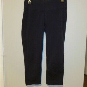 Athleta Leggings Black Split Back Crop Capri Workout Activewear Sporty Small